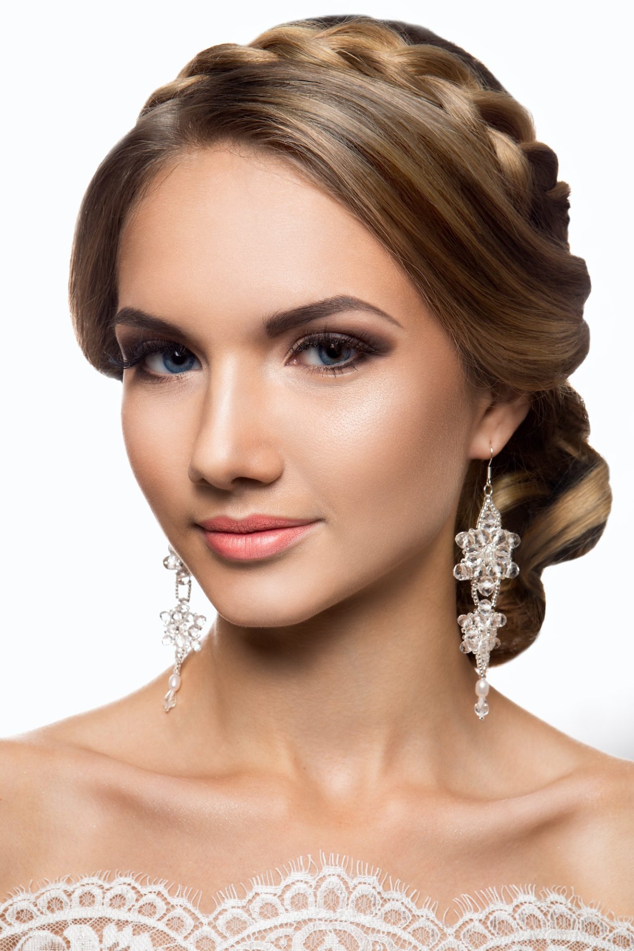 Beautiful bride. Wedding make up